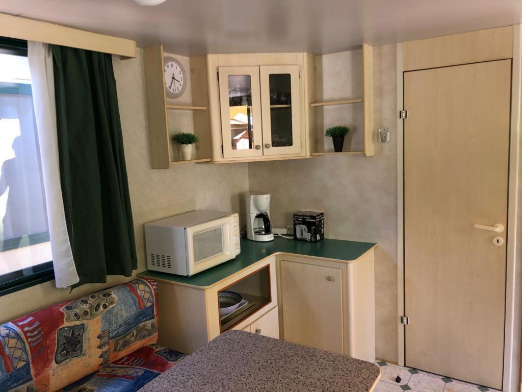 Zona Rosa 5 Chalet Mit Klimaanlage Und Wlan Viareggio Exterior foto